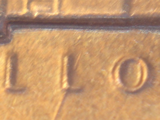 2000-P-Jefferson-Nickel,--Die-Gouge-On-Obv.